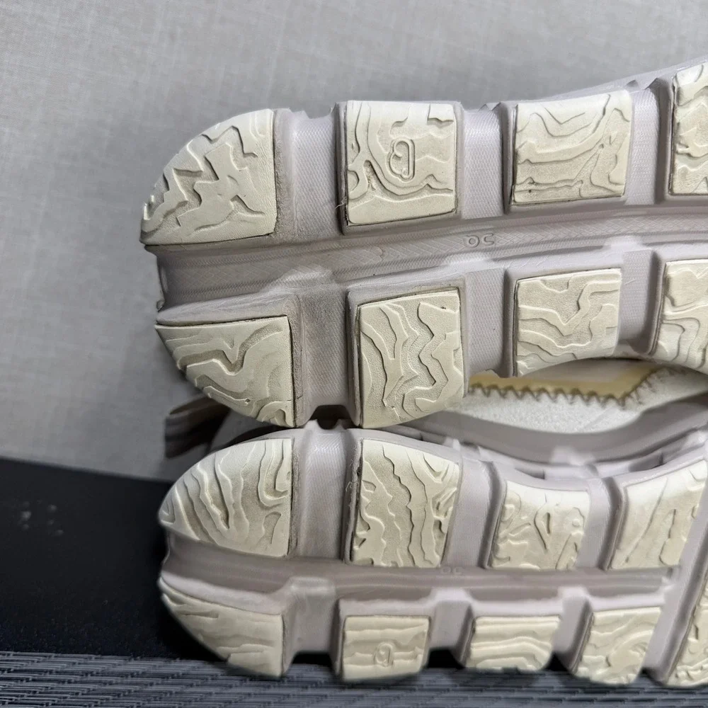 On Cloudaway Shoes - Women 7.5 - White Pearl  49.98945 Sustainable Travel